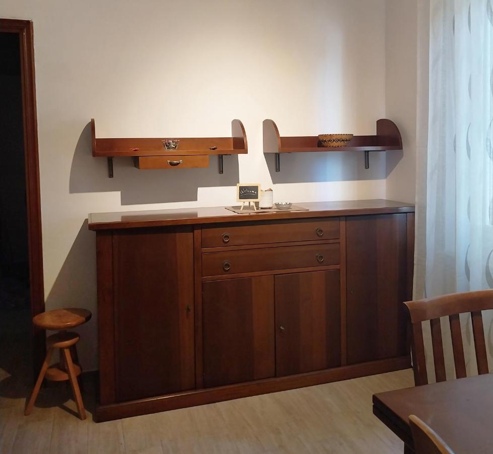 Casa Cozy - Comodo Appartamento In Asti Centro Esterno foto